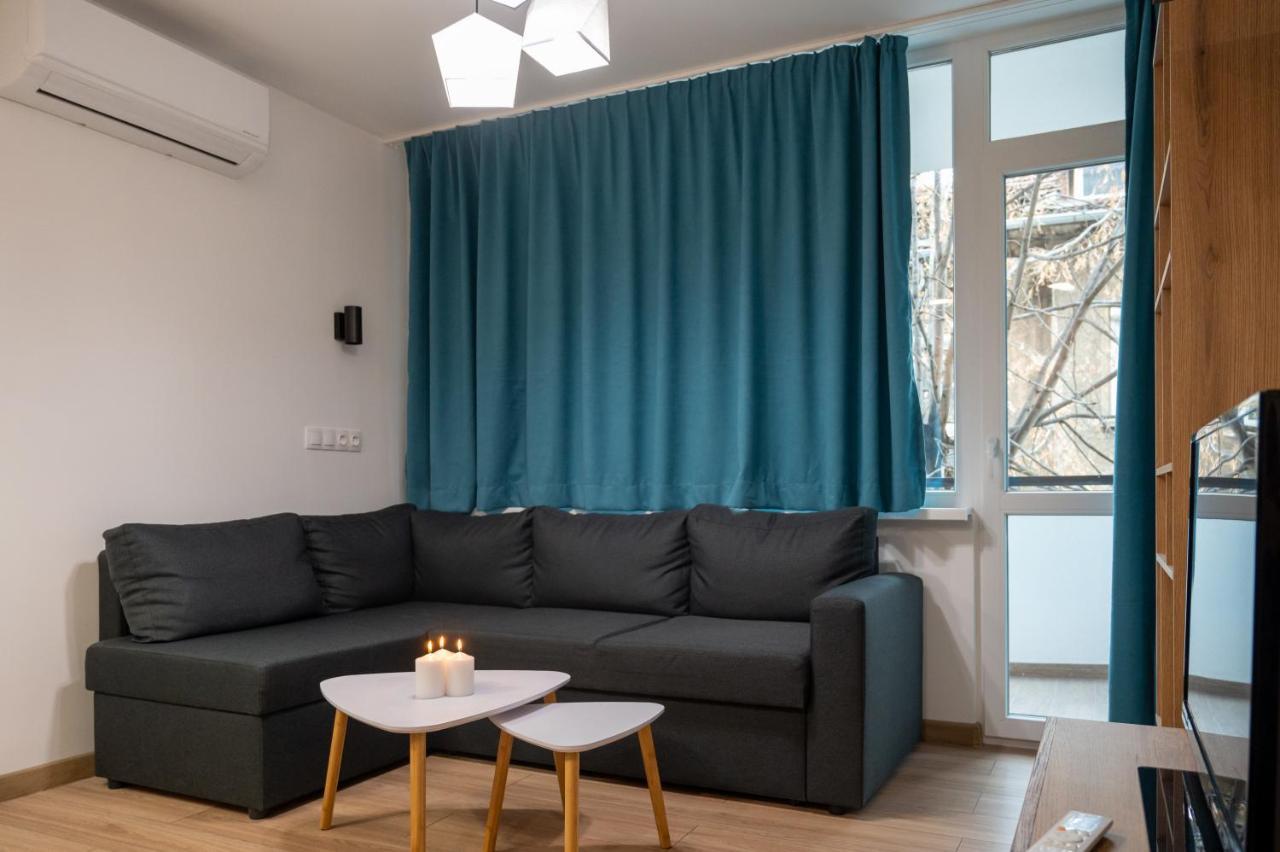 Apartament Modern And Cozy 1bdr In The Center